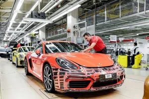Porsche pagará un extra de casi 10.000 € a sus empleados