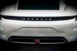 Oficial: el nuevo Porsche Taycan será presentado en septiembre