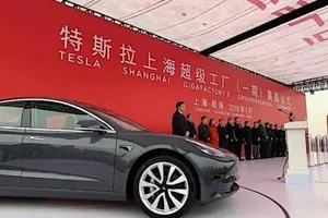 China levanta las restricciones de importación y venta del Tesla Model 3