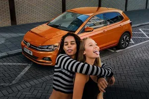 Felices los 3 de Volkswagen: si tuvieras que compartir un Polo, ¿con quién sería?