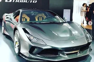 El Ferrari F8 Tributo debuta en China estrenando nueva configuración gris