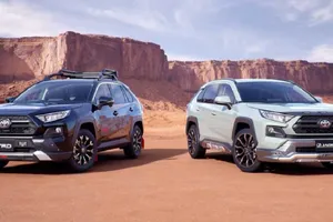 El nuevo Toyota RAV4 más deportivo gracias a los trajes de TRD y Modellista