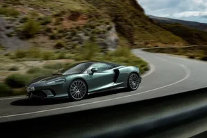 El nuevo McLaren Grand Touring ya está disponible en configurador