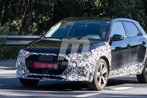 El futuro Audi A1 City Carver se deja ver por el sur de Europa