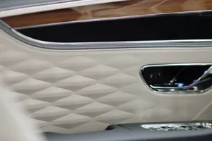 El nuevo Bentley Flying Spur contará con revestimientos de piel en 3D