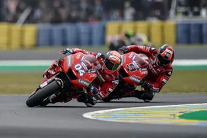 Dovizioso: "¿Órdenes de equipo? Si estás en F1 sí, aquí no"