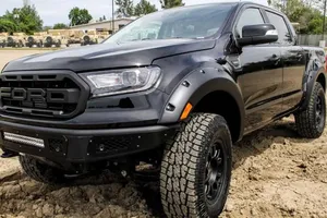 Un concesionario comercializa su propia versión del Ford Ranger Raptor