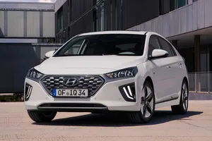 Hyundai IONIQ 2019, el icono de la electrificación se actualiza en Europa