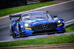 Triunfo de Stolz y Engel con el Mercedes #4 en Brands Hatch