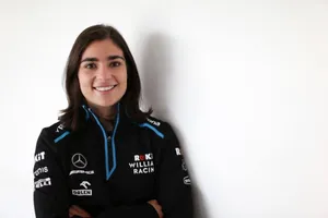 Williams ficha a Jamie Chadwick para su programa de desarrollo de F1