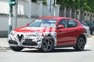 Alfa Romeo Stelvio 2020, la actualización del SUV italiano cazada una vez más
