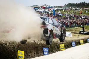 Ott Tänak busca su 'hat trick' en el Rally de Italia-Cerdeña