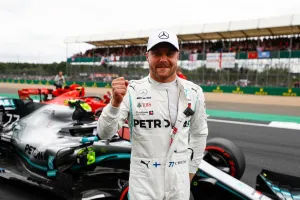 Bottas: "Si tengo que dejar Mercedes, me gustaría estar en Ferrari"