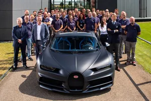 Bugatti presenta el Chiron número 200 fabricado