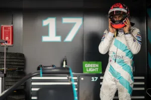 Paffett se ve como parte del proyecto de Mercedes EQ