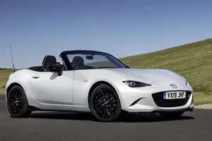 El Mazda MX-5 estrena los paquetes Cup y Design en el Reino Unido