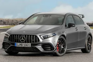 Mercedes-AMG A 45 4MATIC+, deportividad exterior e interior