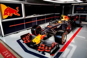 Red Bull incorporará el logo de James Bond a sus monoplazas en Silverstone