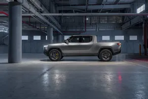 Rivian comienza la producción de su pick-up eléctrico de 764 CV