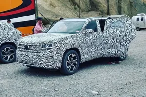 Primer vistazo al interior de los prototipos del Volkswagen Atlas Cross Sport