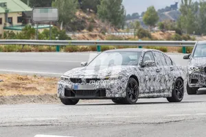 El futuro BMW M3 Berlina descubre parte del diseño frontal