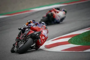 Ducati ve muy complicado cambiar el ADN de su MotoGP