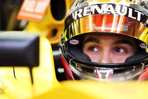 Esteban Ocon, piloto oficial de Renault para 2020