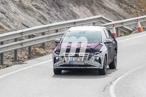 La nueva generación del Hyundai Tucson 2021 rueda con el frontal al descubierto