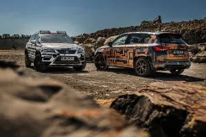 El JE Design CUPRA Ateca Widebody se mancha de barro junto al Ateca All Terrain 