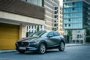 El nuevo Mazda CX-30 recibe un motor diésel, estos son sus precios