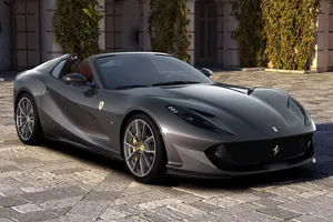 Ferrari 812 GTS, para los amantes de los descapotables y las altas prestaciones