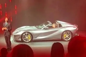 La primera (verdadera) imagen filtrada del nuevo Ferrari 812 GTS