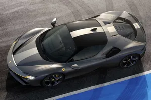 El Ferrari SF90 Stradale ya ha comenzado su producción