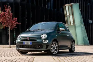 Fiat permite contratar su renting para particulartes a través de internet