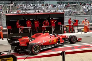 Leclerc manda en el primer asalto en Sochi