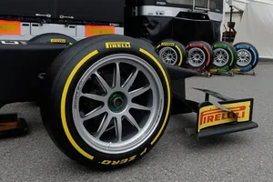 Pirelli prepara junto a Renault el primer test con los neumáticos de 18 pulgadas