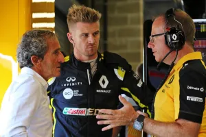 Prost: "No queremos pilotos pesimistas, por eso optamos por Esteban Ocon"