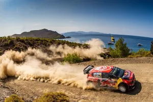 Sébastien Ogier supera a Esapekka Lappi en el Rally de Turquía