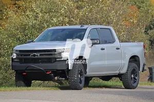 Chevrolet comienza las pruebas del futuro Silverado ZRX