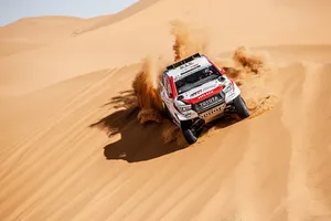 Fernando Alonso marca en rojo el Ula Rally en su camino al Dakar