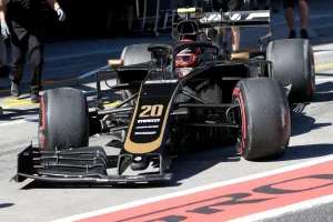 Haas da por perdida la temporada ante su incapacidad para entender los neumáticos