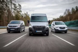 Nuevo Opel Movano y nuevo Opel Vivaro, las novedades de la nueva generación de comerciales