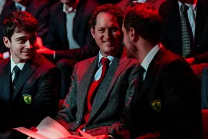 Elkann, enfadado con Vettel y Leclerc: "Lo que importa es que Ferrari gane"