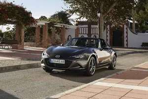 ¿El próximo Mazda MX-5 será híbrido? La marca se lo plantea seriamente