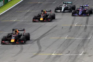 Verstappen hace añicos a Hamilton por duplicado: "Fue increíble"