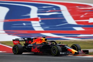 Verstappen: "Hamilton tuvo un rebufo, la diferencia es menor que esas 3 décimas"