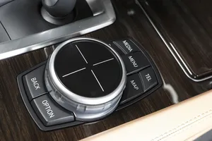 BMW dejará de montar el mando iDrive en 2023