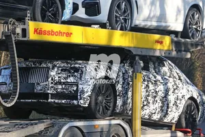 La nueva generación del Rolls-Royce Ghost, más destapado en unas nuevas fotos espía