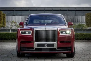 Rolls-Royce Red Phantom, una edición especial por y para una subasta benéfica