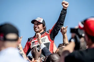 Fernando Alonso, aprobado con nota en el Dakar antes de mirar a Indianápolis
